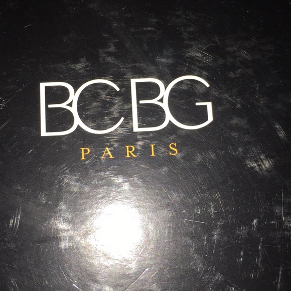 BCBG two tone suede platform heels - Picture 8 of 8